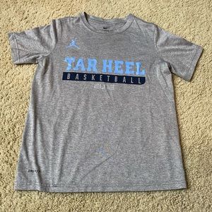 Tarheel Basketball Nike Elite Dri for tee size youth medium